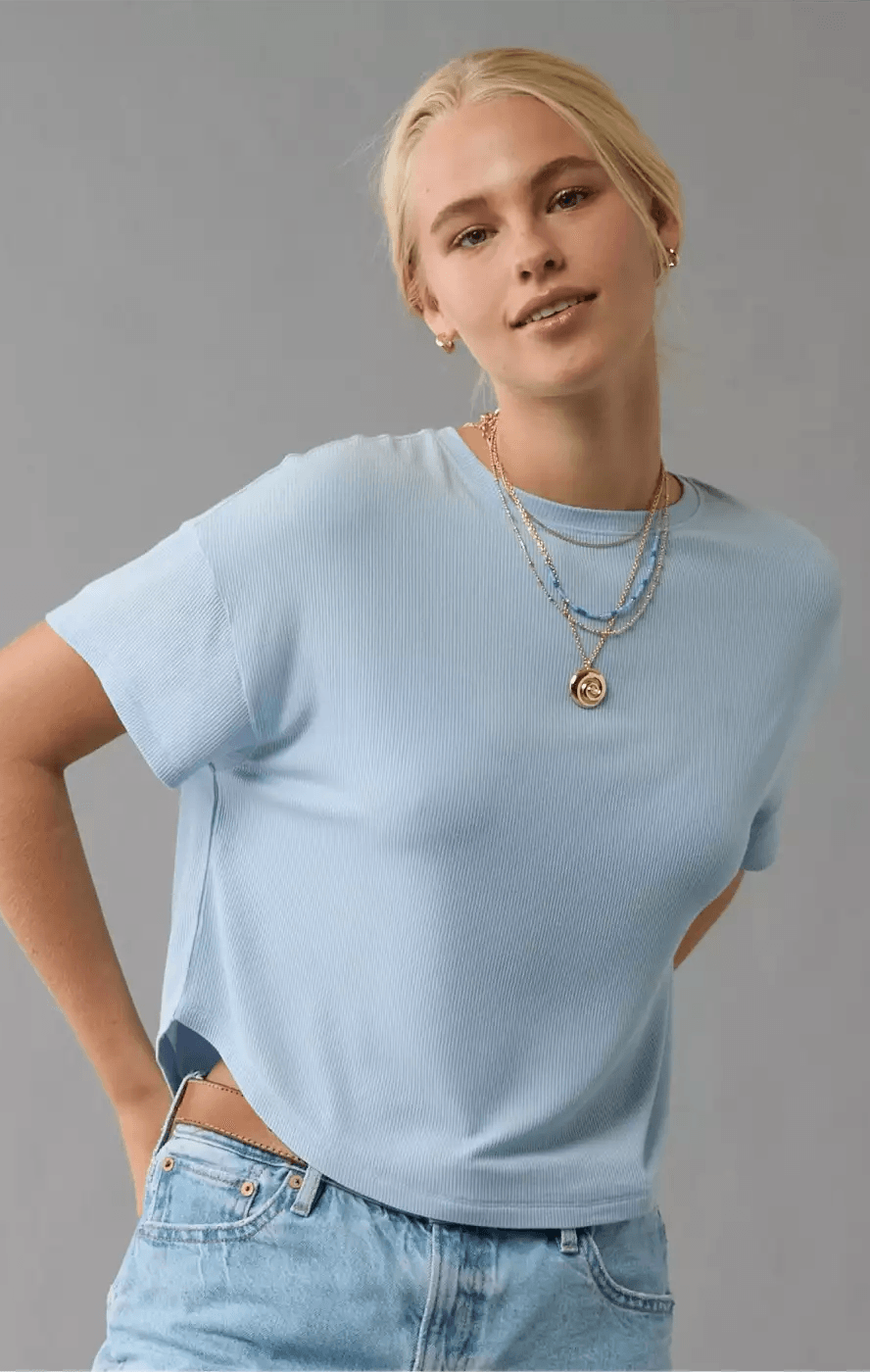   Camiseta de fit amplio y silueta cuadrada.