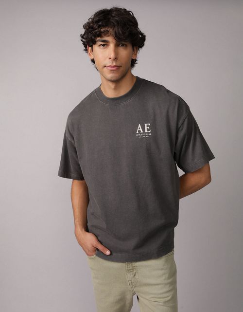 Camiseta gráfica de Ae