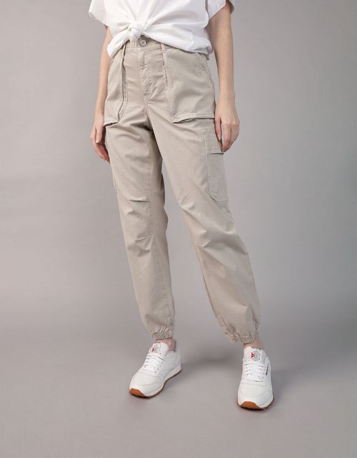 Jogger tipo cargo baggy de mujer AE
