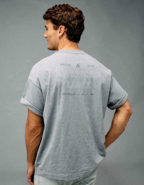 Camiseta Oversized con Gráfico Ae