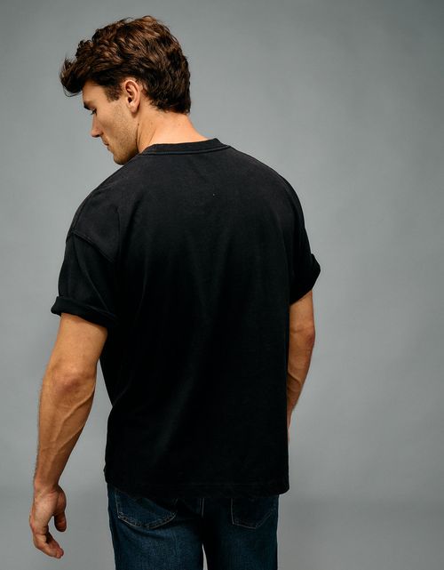 Camiseta gráfica de Ae