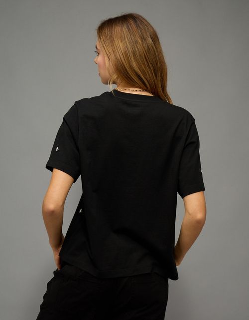 Camiseta de perlas y pedrería Ae