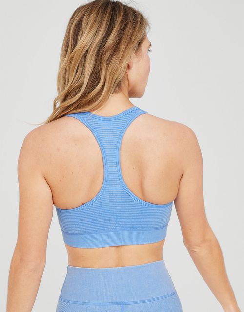 ¡Offline by Aerie Totally! Sujetador deportivo sin costuras y con espalda cruzada.