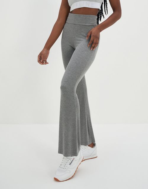 Pantalón Aerie Real Softâ® acampanado con dobladillo