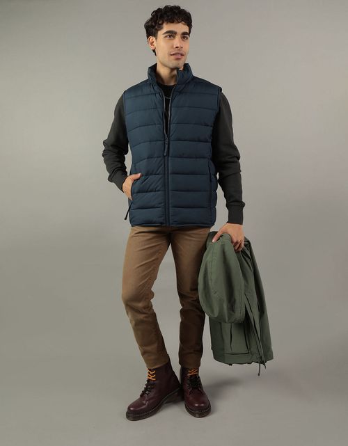 Chaqueta AE liviana con silueta tipo bomber