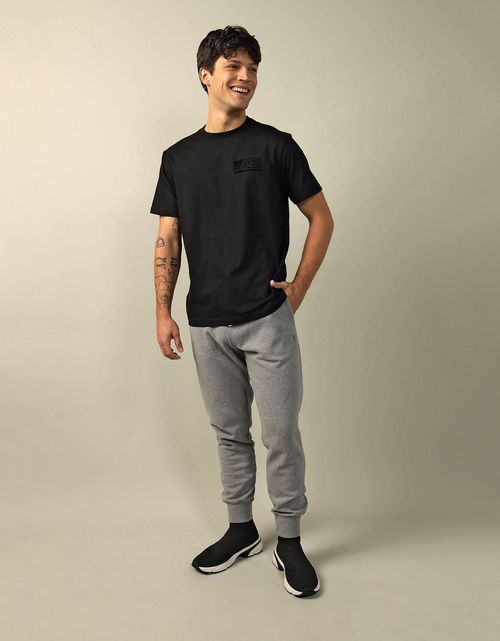 Camiseta AE gráfica con logo super suave