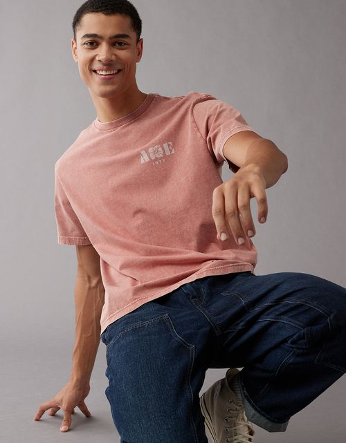 Camiseta Ae con gráfico