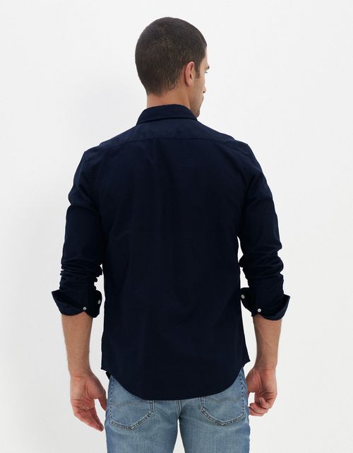 Camisa AE Oxford corte ajustado con botones al frente