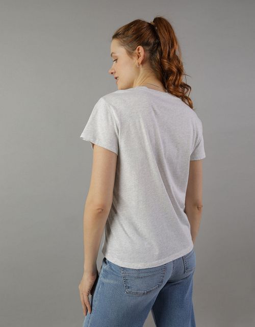 Camiseta AE gráfica con corte ajustado