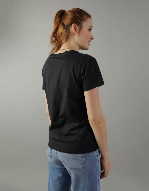 Camiseta AE gráfica con corte ajustado