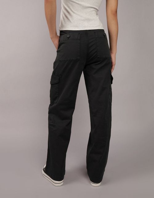 Pantalón AE tipo cargo de tiro alto para mujer
