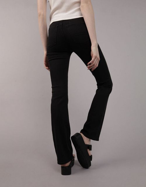 Jean kick bootcut de tiro bajo de mujer AE