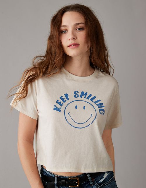 Camiseta gráfica con sonrisa recortada de Ae