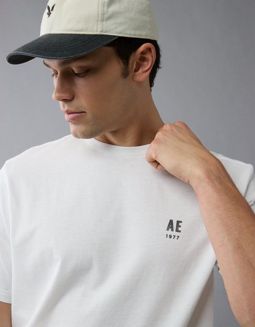 Camiseta Gráfica con Logo Ae