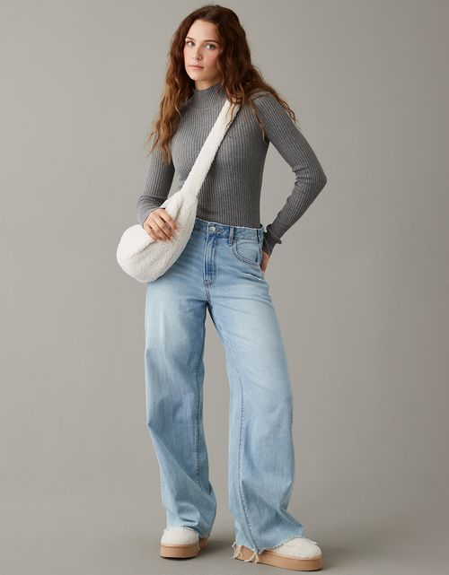 Sweater AE en tejido de punto cuello alto