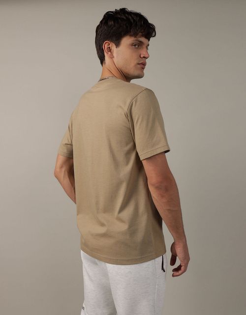 Camiseta AE gráfica con logo super suave