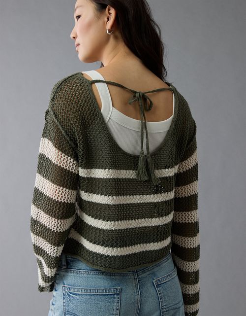 Suéter de crochet con hombros descubiertos