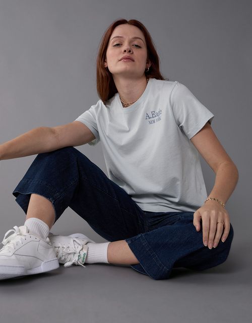 Camiseta con gráfico de mujer AE