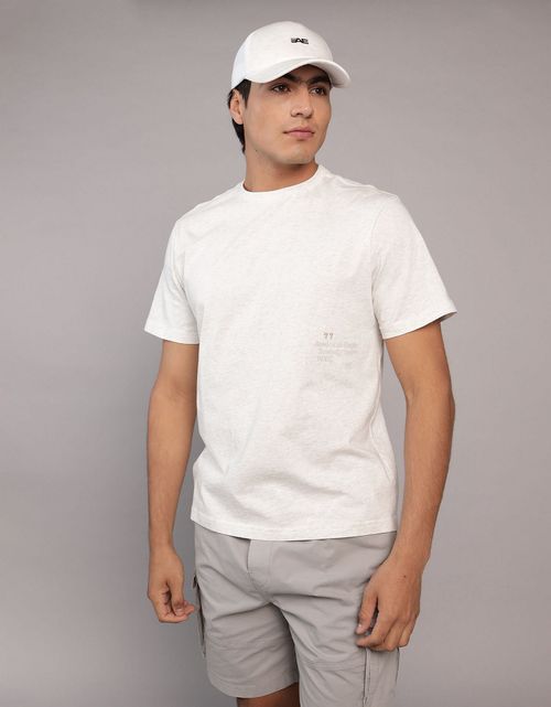 Camiseta gráfica con logotipo aplicado de AE