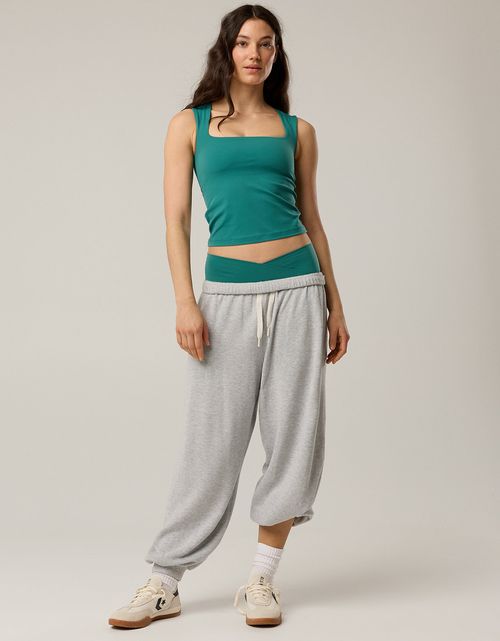 Offline de Aerie Real me top de tirantes con escote cuadrado bajo perfil.