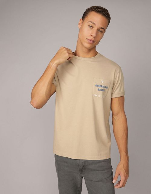 Camiseta Gráfica con Logotipo Elevado Ae